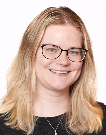 Kristin Kowalski Headshot